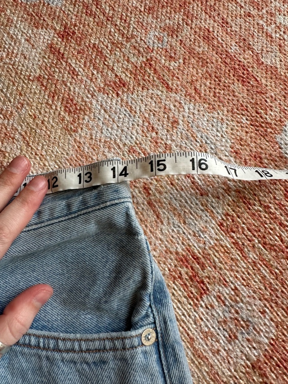 AGOLDE Parker vintage denim cutoff shorts 100% cotton size 29 - Picture 6 of 8